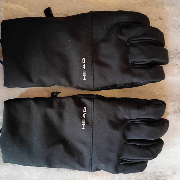 Men's Black Winter Gloves - Picture 3 of 4